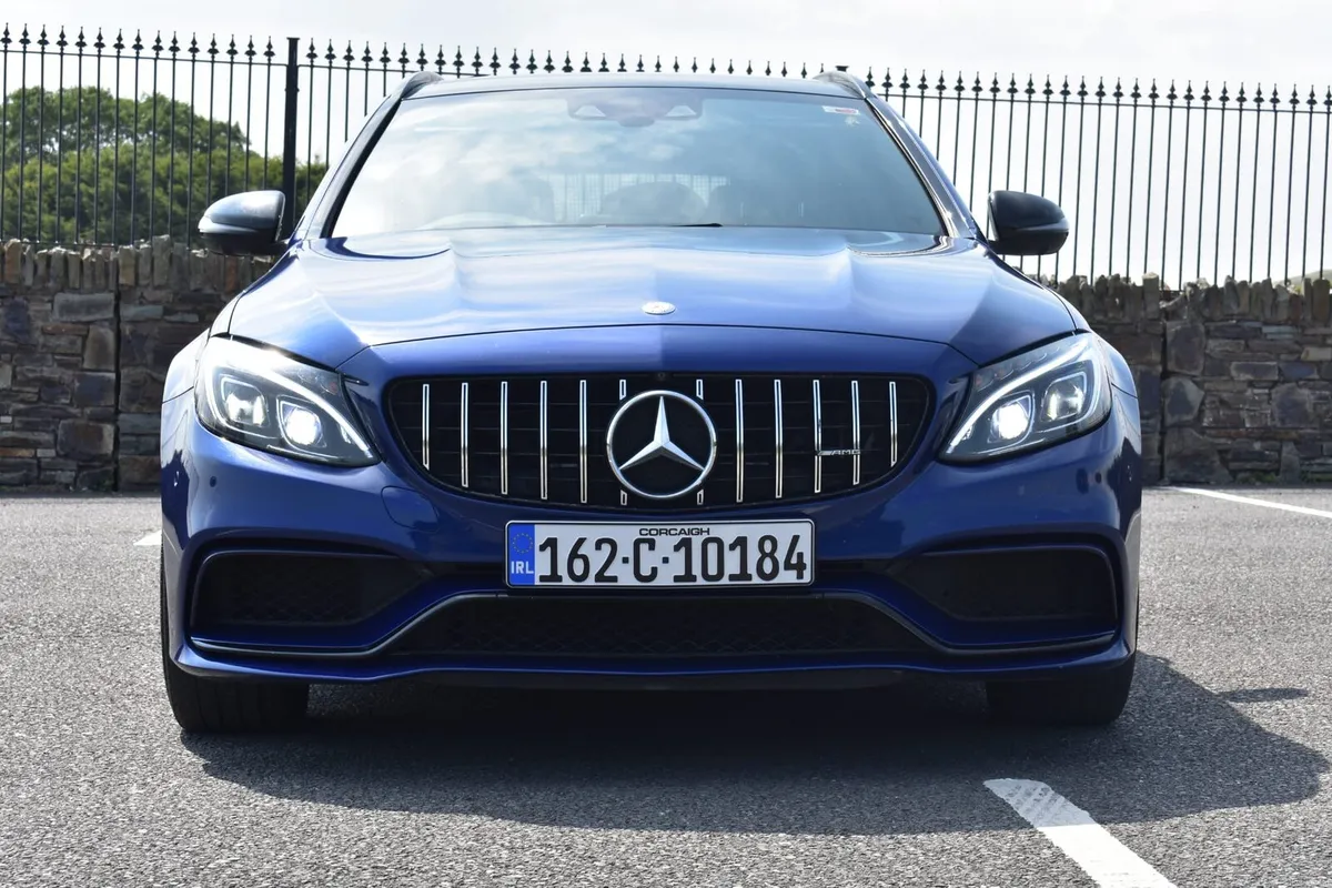 Mercedes Benz C63 AMG Estate - Image 6