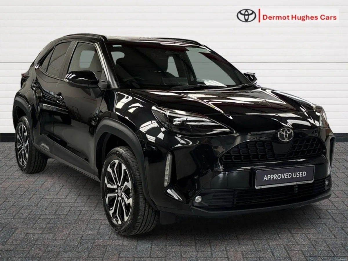 Toyota Yaris Cross LUNA SPORT HYBRID AUTO - Image 1
