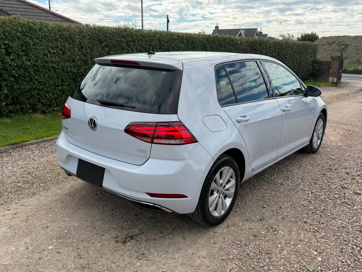 172 Volkswagen Golf Comfortline DSG - Image 4