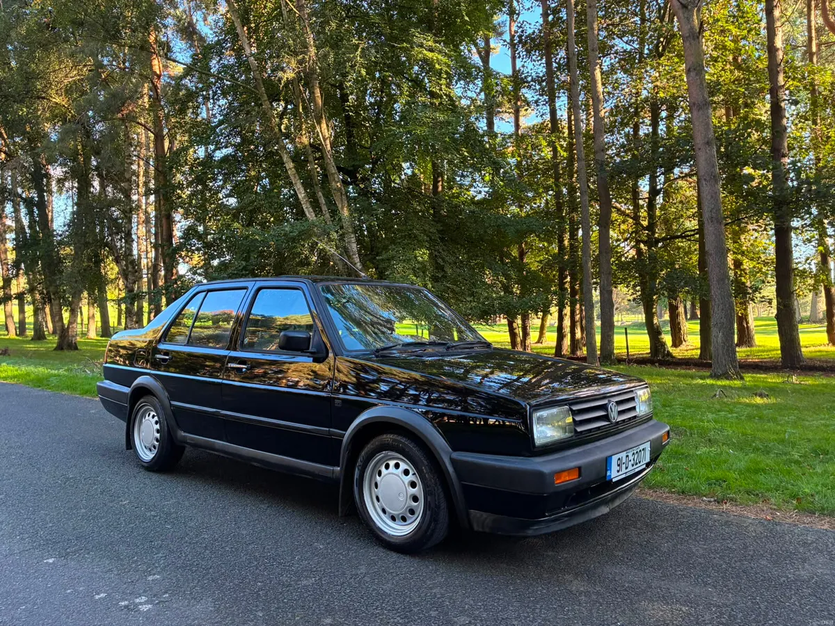 Volkswagen Jetta 1991 Diesel - Image 1