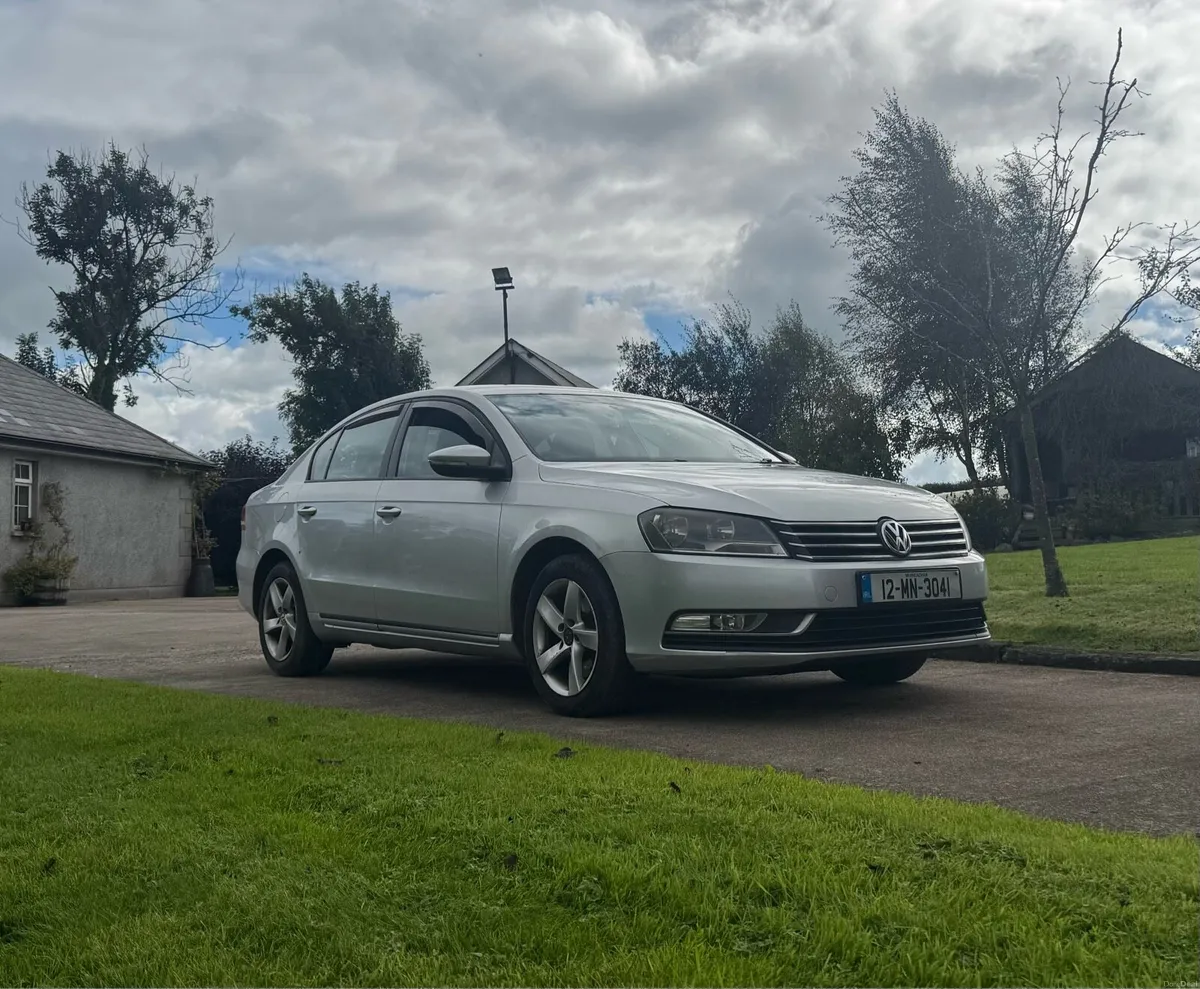 2012 VW Passat 2.0 TDI Bluemotion - Image 1