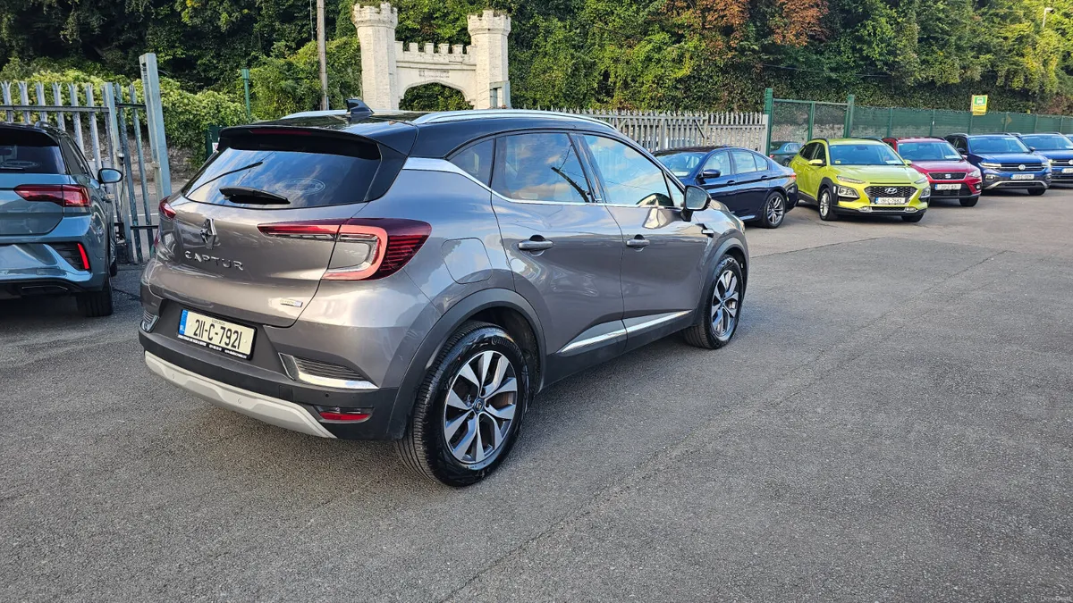 Renault Captur 2021  E-TECH Plug-in 160 Auto S-Edi - Image 6