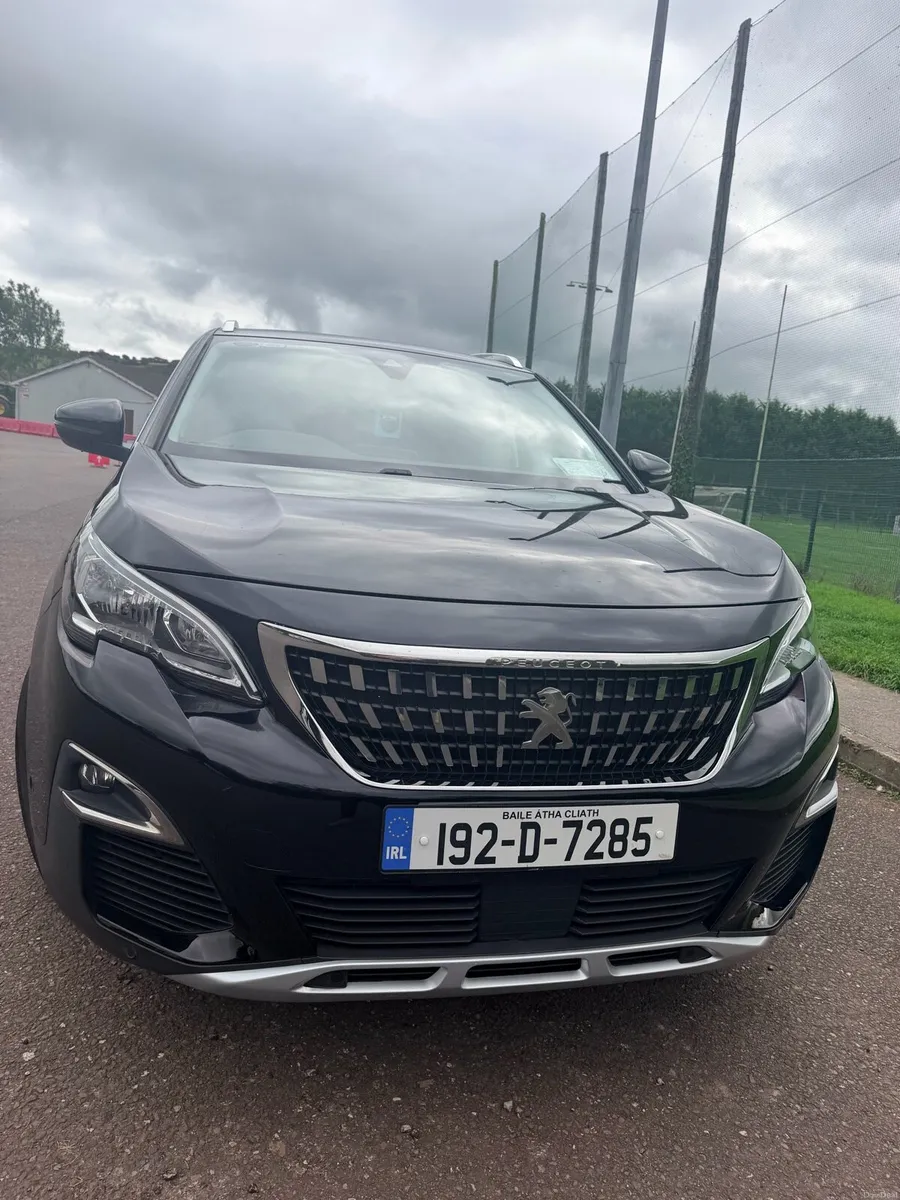 Car - Image 2