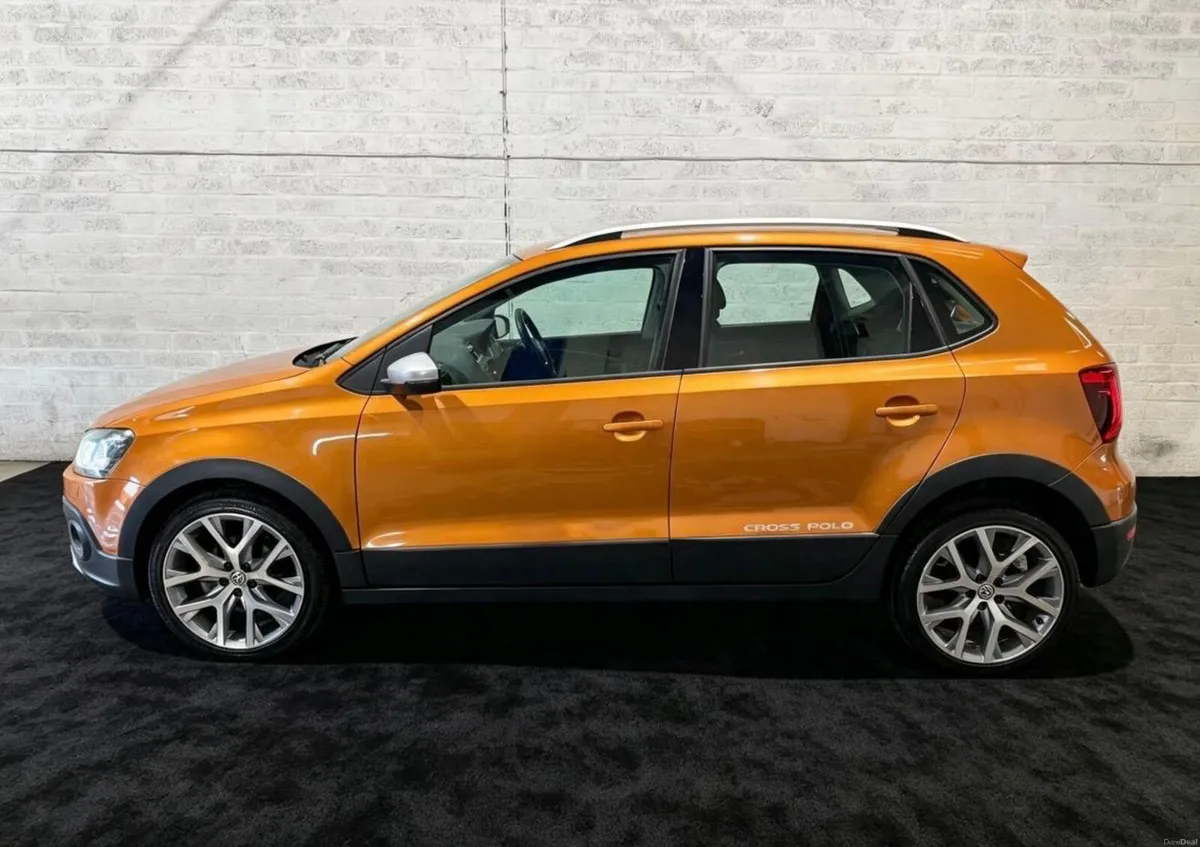 Volkswagen Polo Cross - Image 5