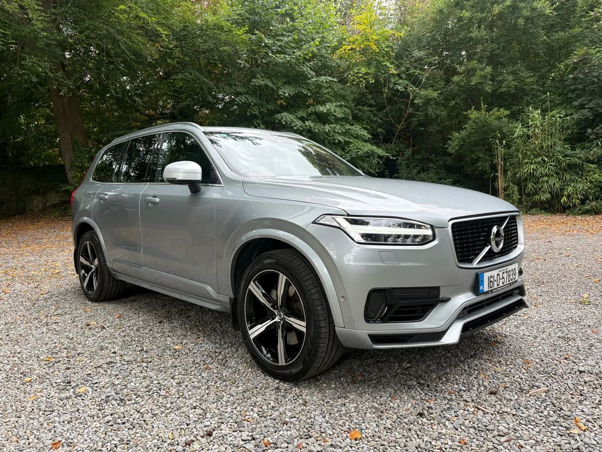 2016 Volvo XC90 T8 R-Design - Image 6