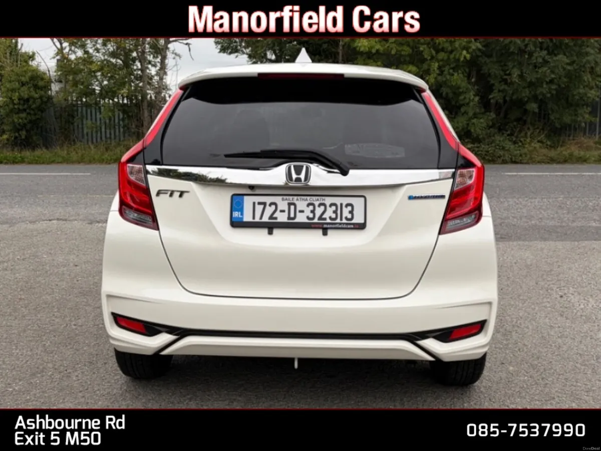 2017 172 Honda Fit 1.5 Petrol Hybrid Auto - Image 5