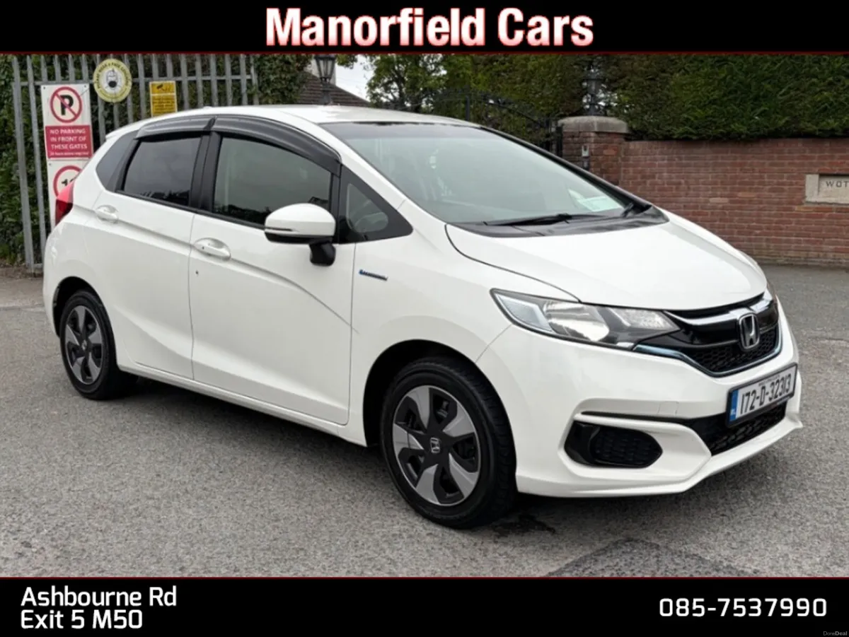 2017 172 Honda Fit 1.5 Petrol Hybrid Auto - Image 1