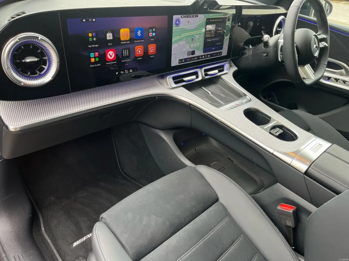 Mercedes-Benz GLC 400 4MATIC EQ Technology SE + AM - Image 6