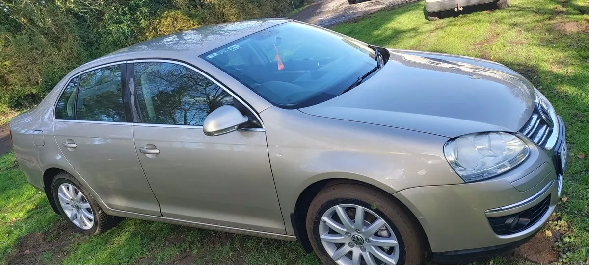 Volkswagen Jetta 2009 no NCT - Image 2