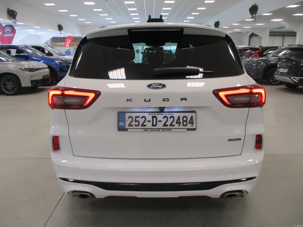 Ford Kuga ST-LINE PHEV AUTO 2025 - Image 6