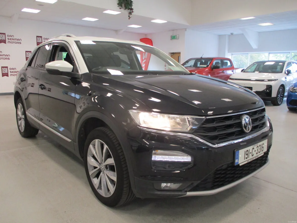 Volkswagen T-Roc Design T/Dsl 2019 - Image 2