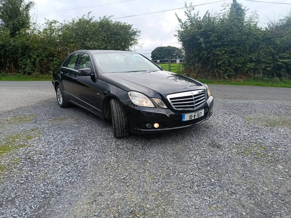 2010 e220cdi auto - Image 1