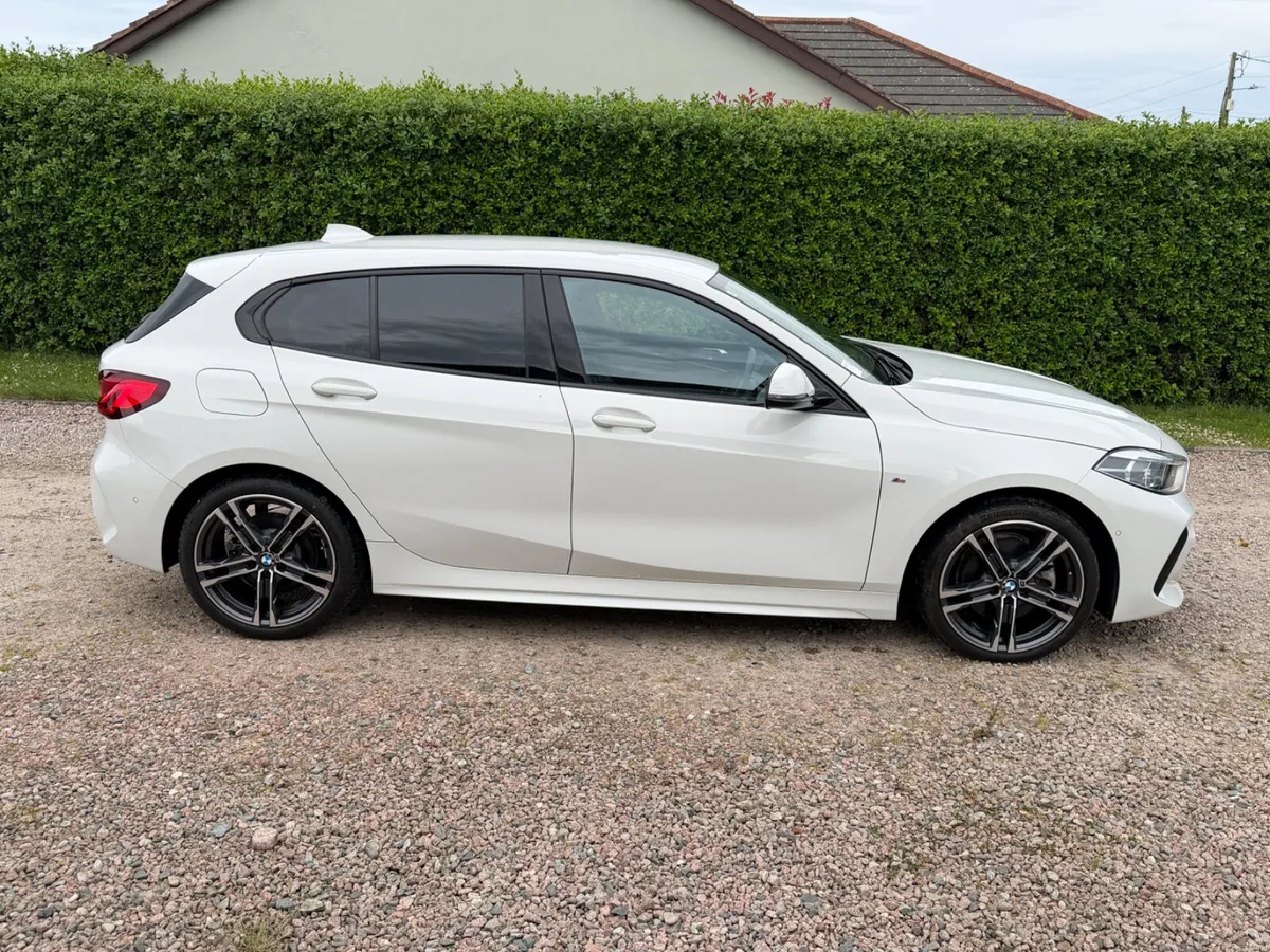 202 BMW 118I Msport 1.5 Petrol Auto - Image 3
