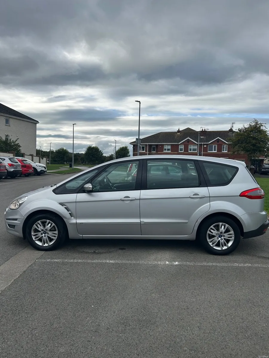 Ford S-Max 2011 - Image 3