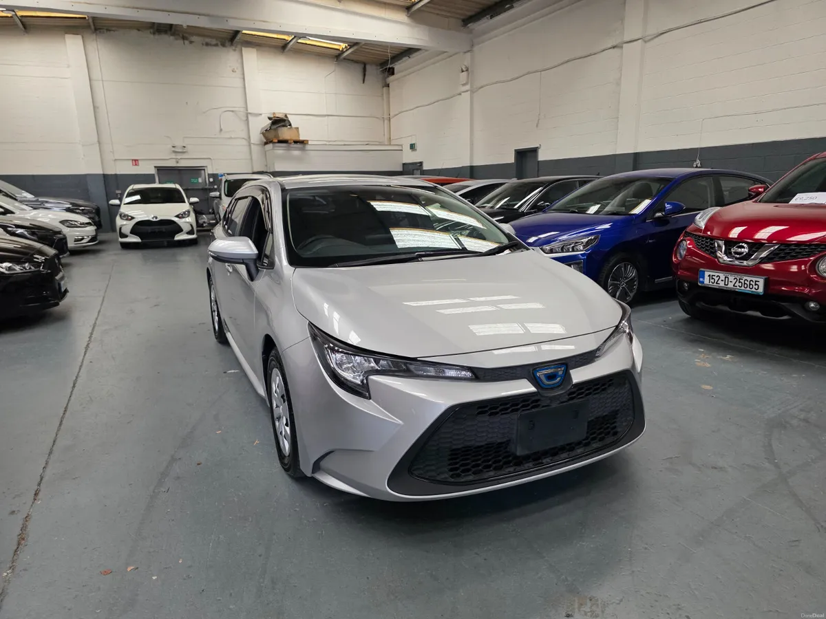 2021 Toyota Corolla Touring Hybrid - Image 1
