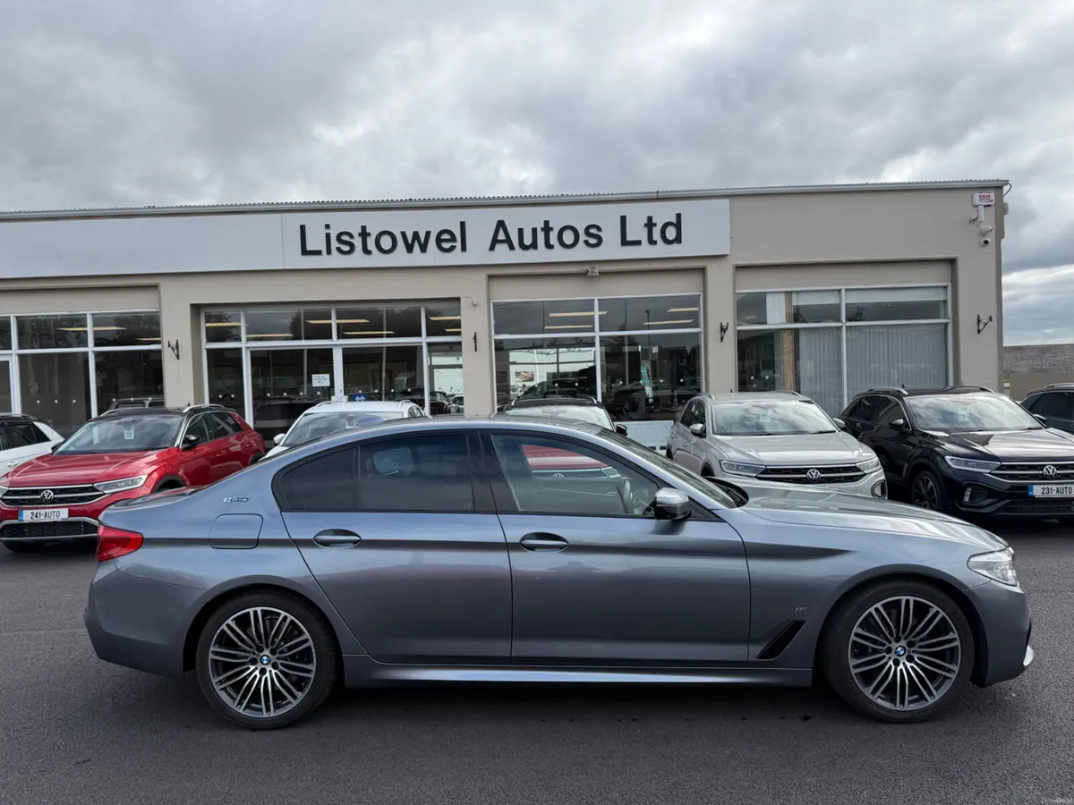 202 BMW 530E M-SPORT HYBRID 2.0 PETROL AUTOMATIC - Image 1