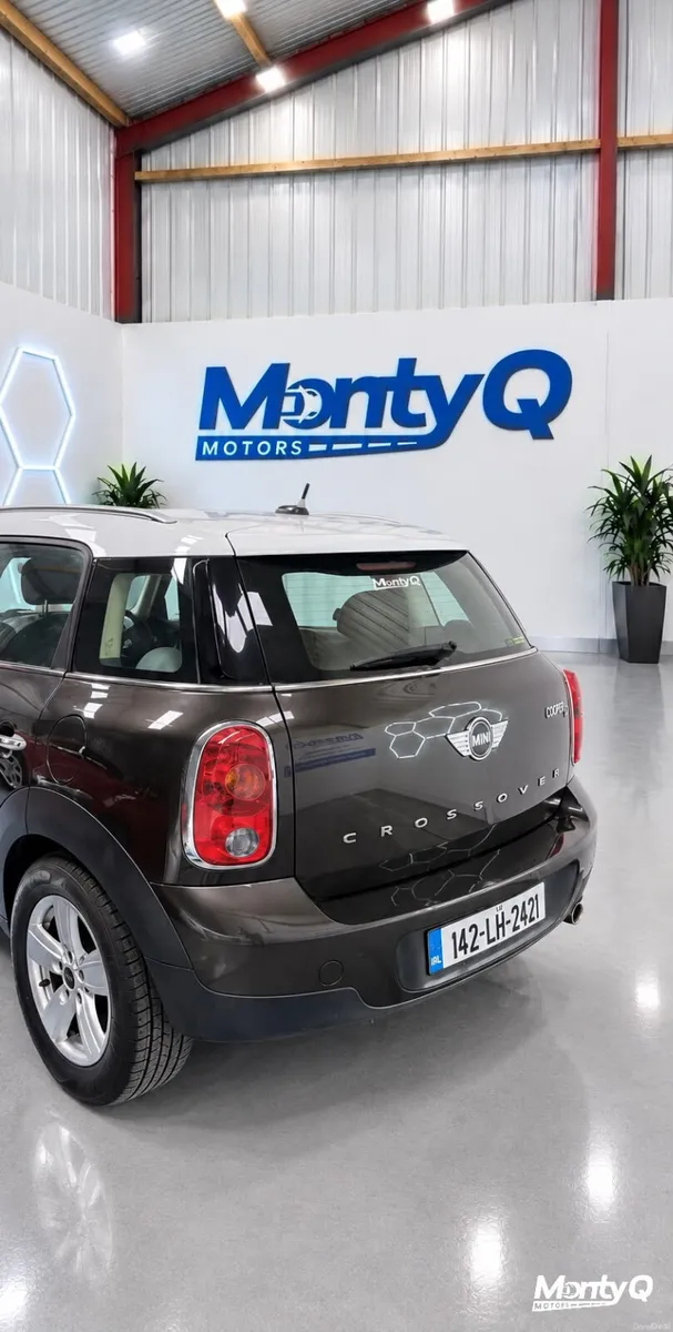 2014 MINI Countryman Cooper D Automatic - 90K KM - Image 5