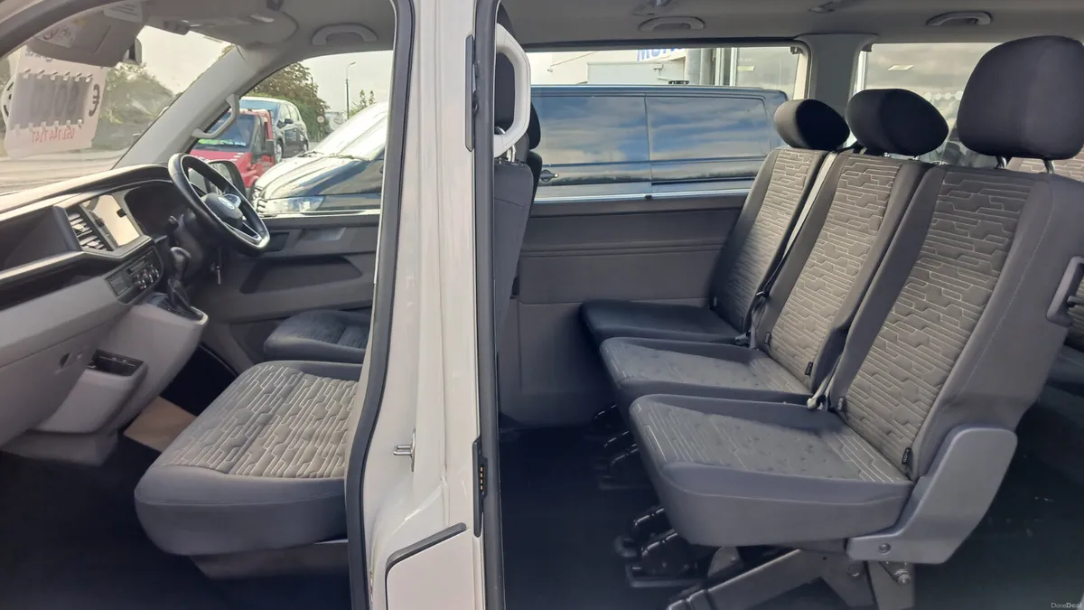 2022 VW SHUTTLE 9 SEAT,AUTO LWB IMMACULATE/ RARE - Image 6