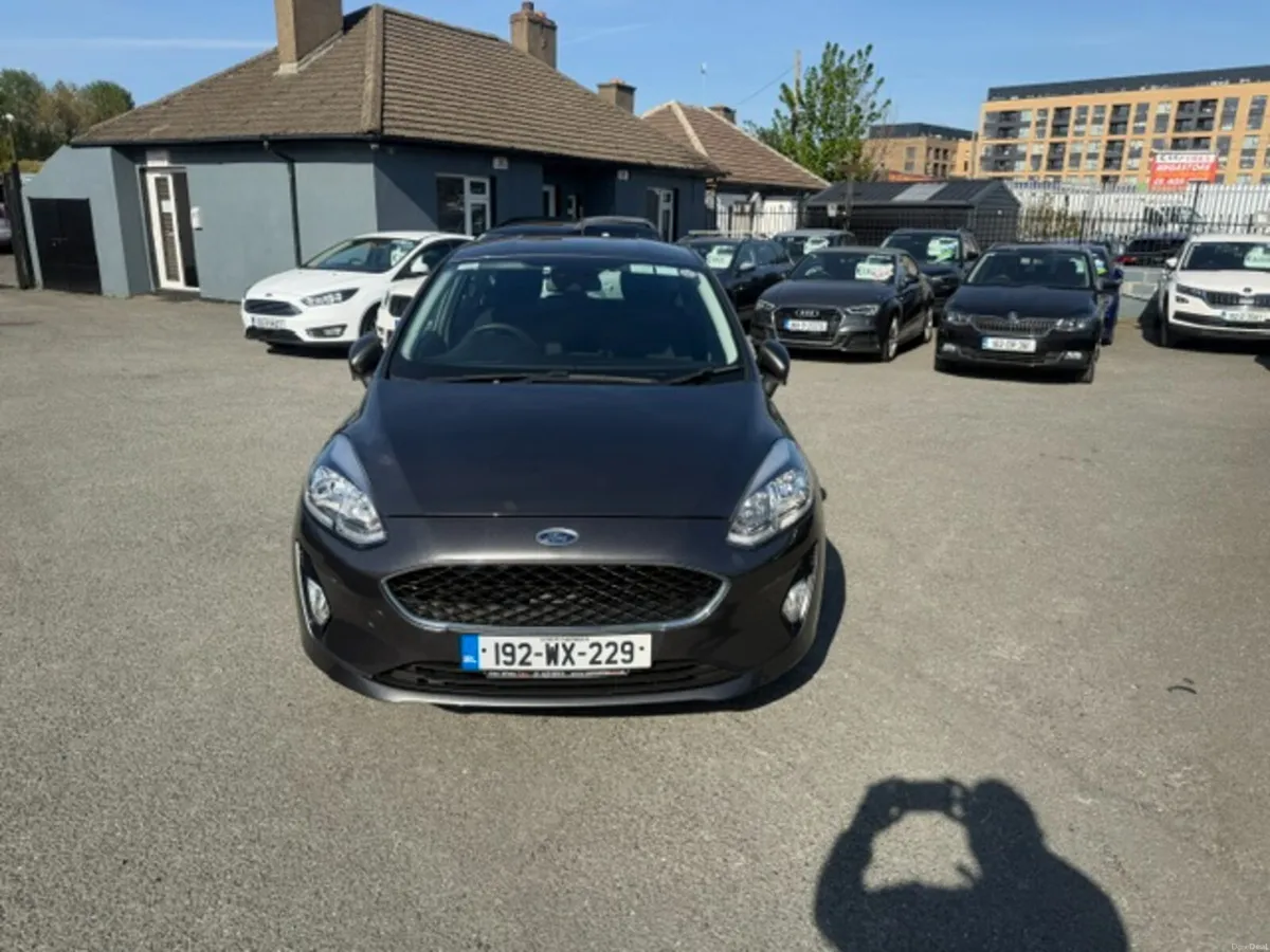 Ford Fiesta 2019 ZETEC 1.1 85PS M5 5DR - Image 3