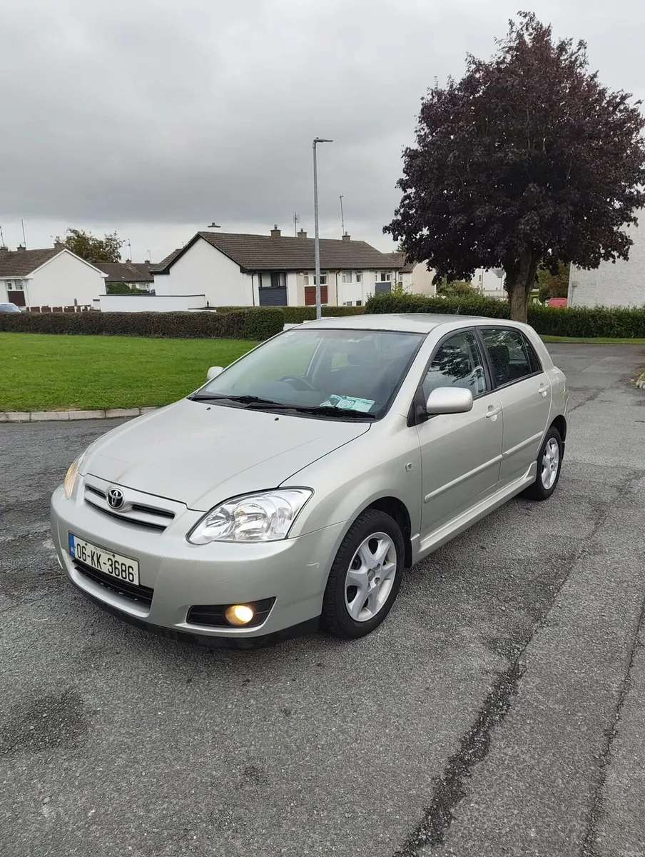 06 toyota corolla - Image 1