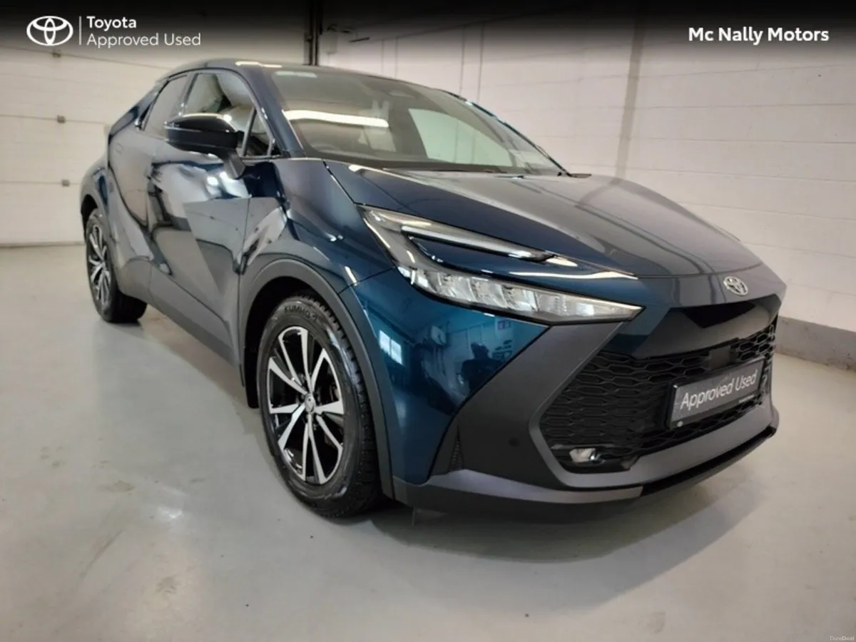 Toyota C-HR HYBRID SPORT - Image 1