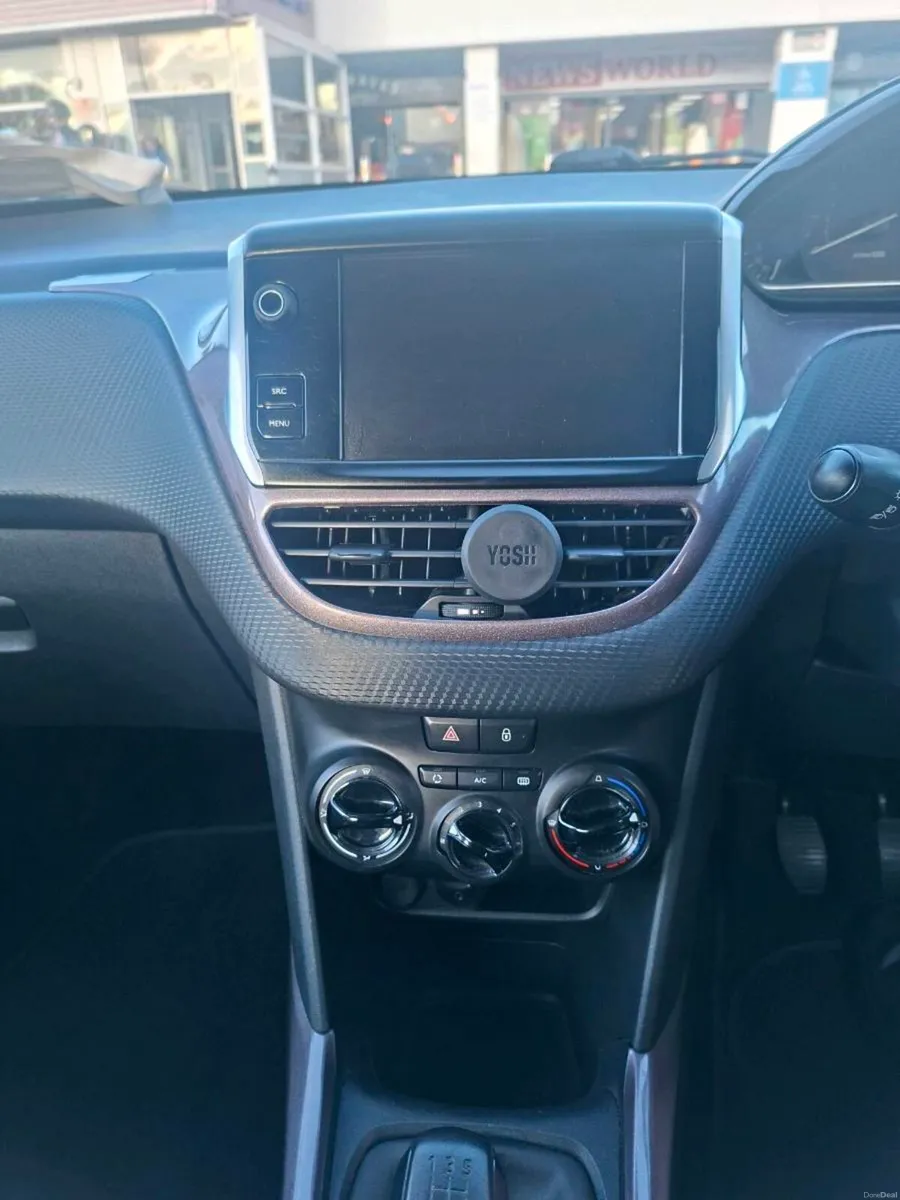 2015 Peugeot 2008 1.2 Petrol - Image 2