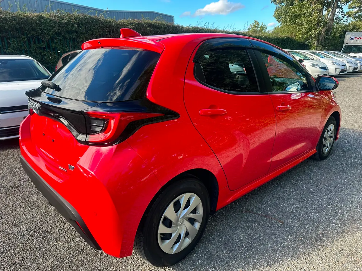 Toyota Yaris 2022 - Image 5