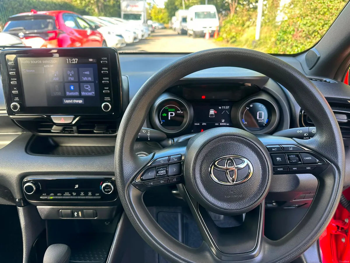 Toyota Yaris 2022 - Image 6