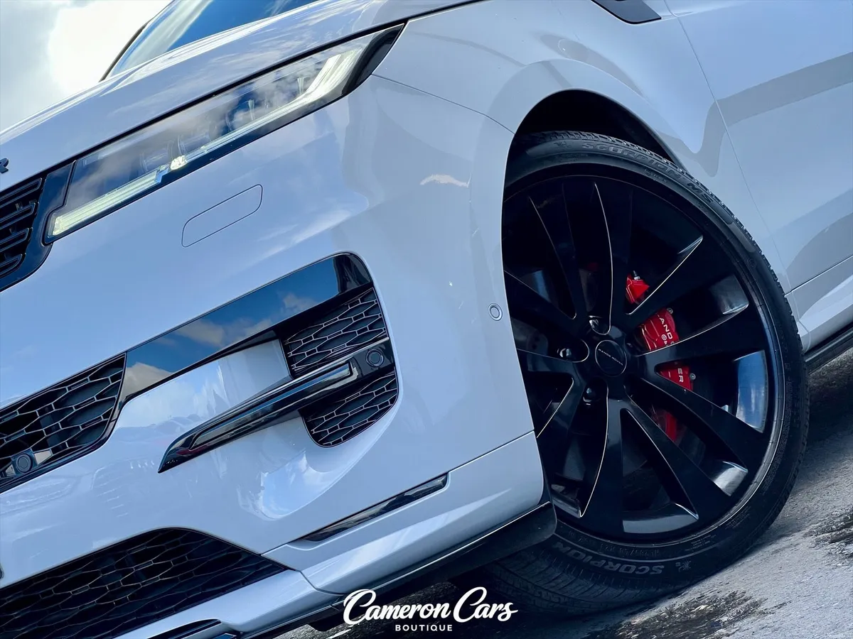 RANGE ROVER SPORT P460e BORASCO GREY SPORTS PACK - Image 5