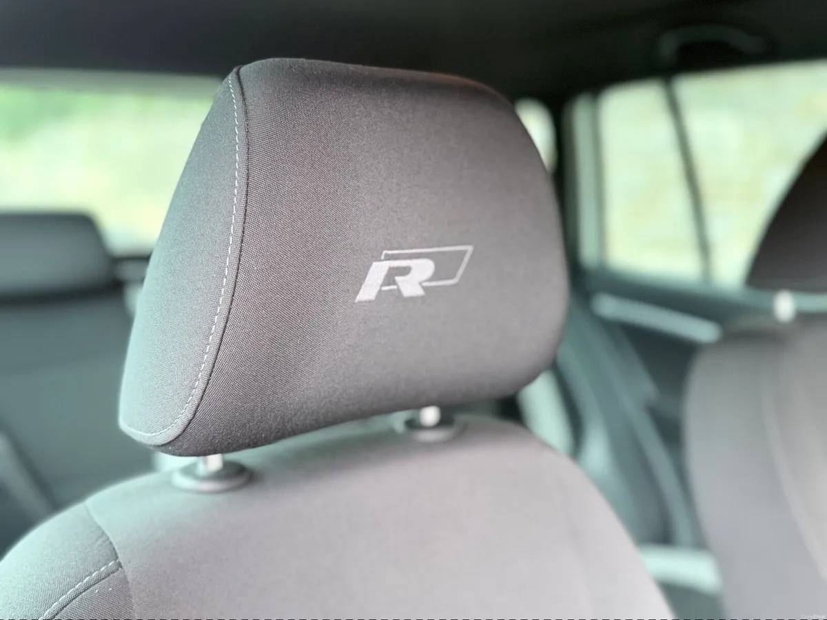 Volkswagen Tiguan 2.0 R-Line NEW NCT - Image 4