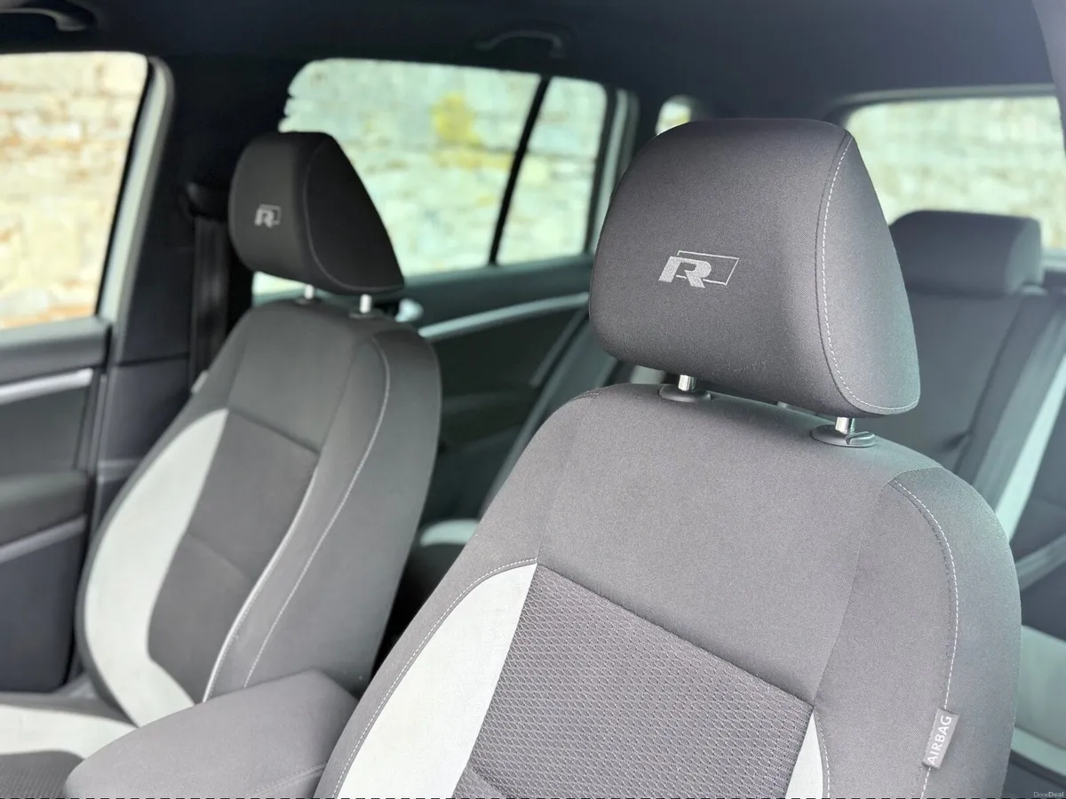 Volkswagen Tiguan 2.0 R-Line NEW NCT - Image 6