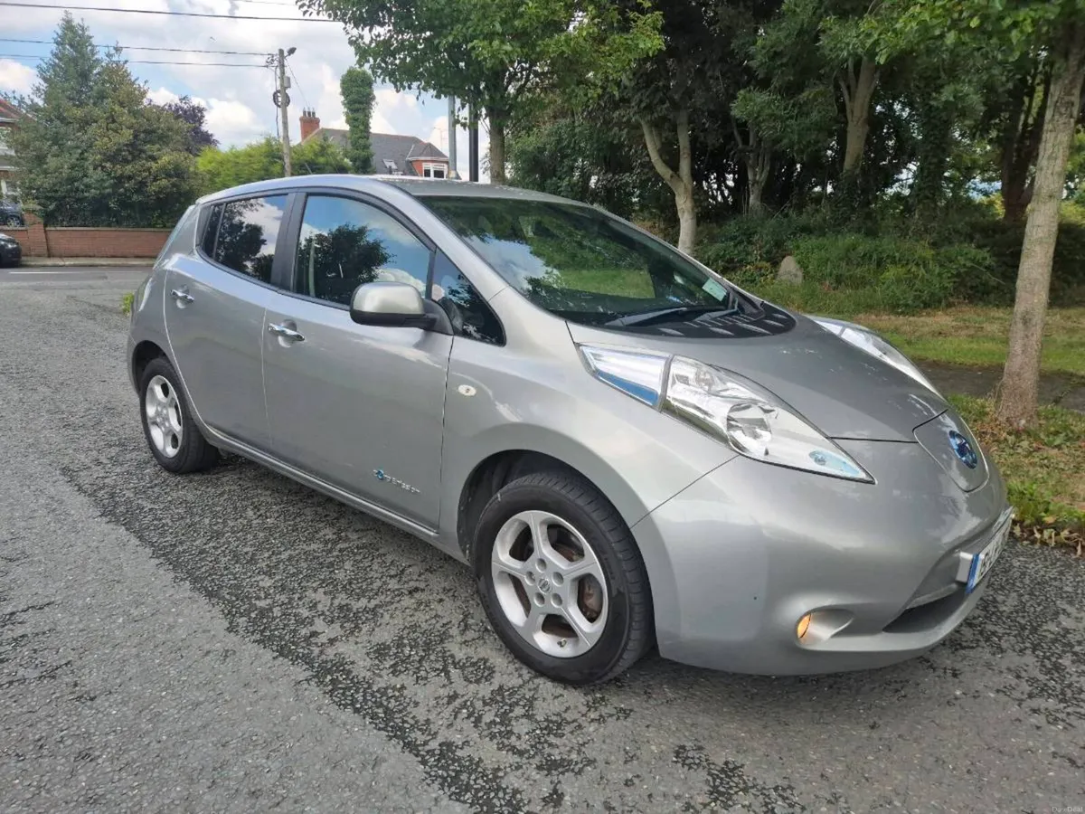car - Image 2