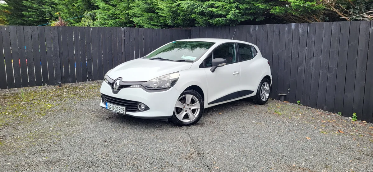 Renault Clio 2015 - Image 2