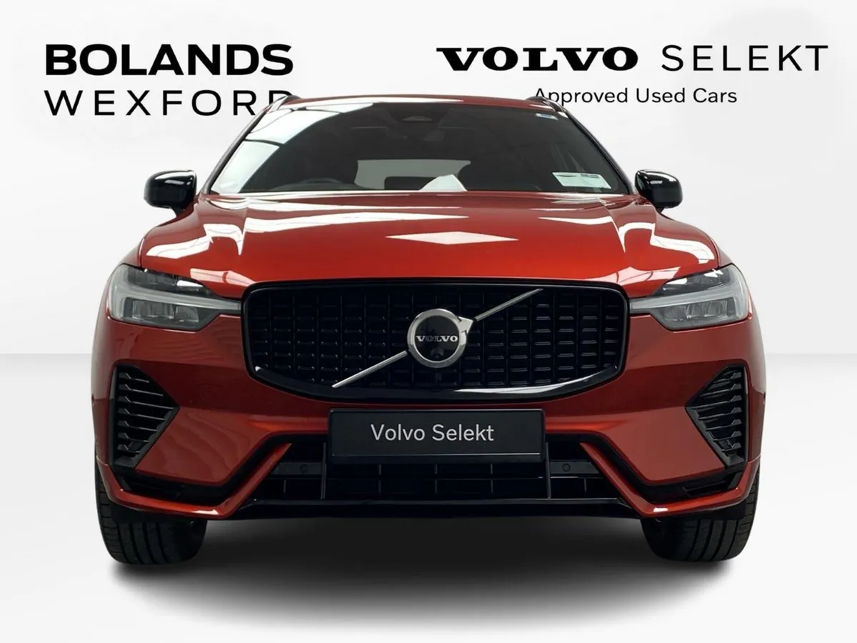 Volvo XC60 T6 Recharge PHEV 350hp AT8 Plus Dark - Image 2