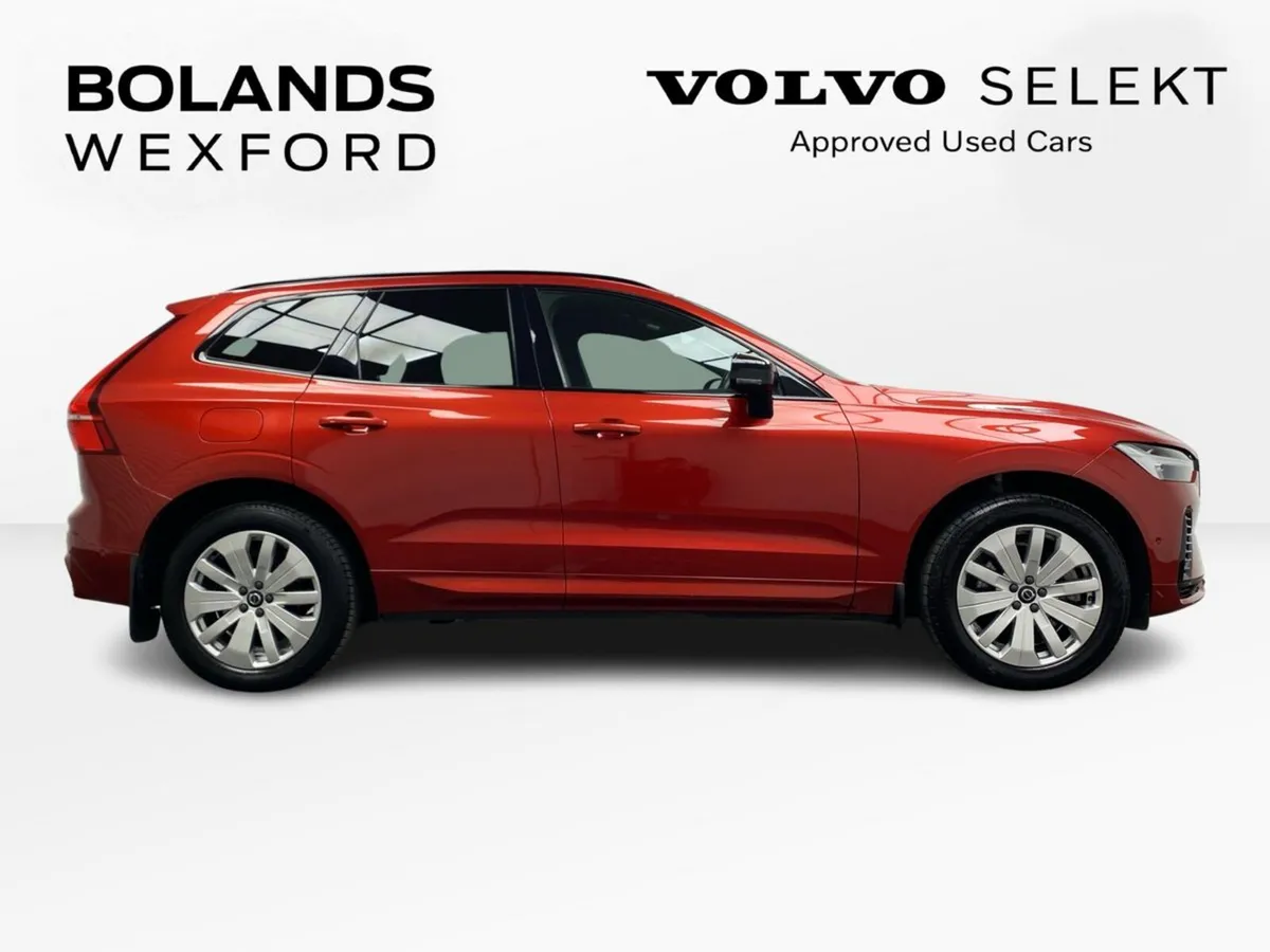 Volvo XC60 T6 Recharge PHEV 350hp AT8 Plus Dark - Image 3