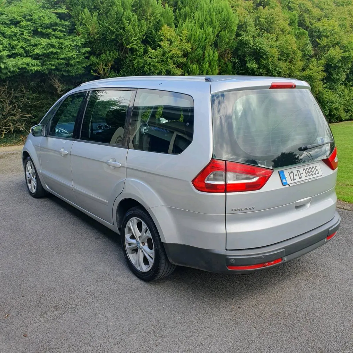 Ford Galaxy 7 seater Long NCT - Image 4