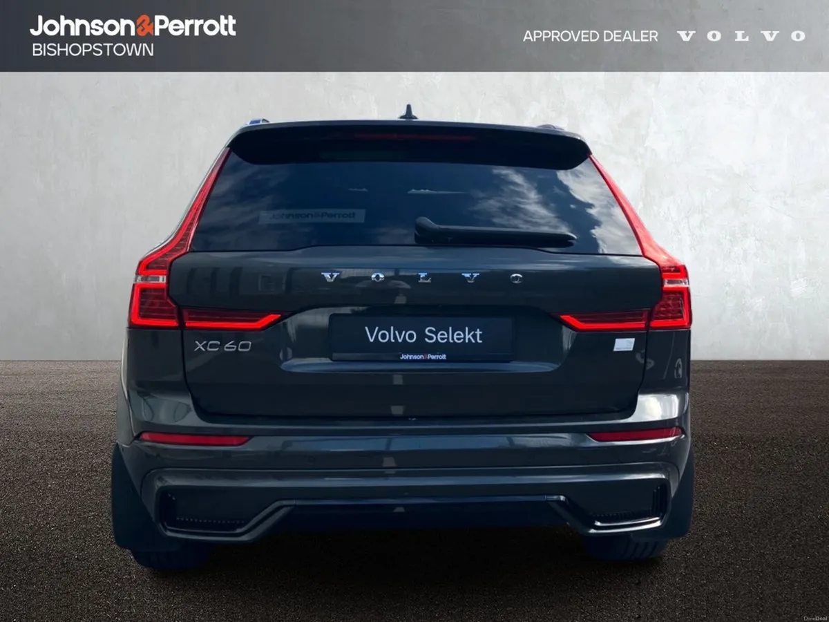 Volvo XC60 T6 350hp AWD PHEV R-Design (Two Year Vo - Image 6