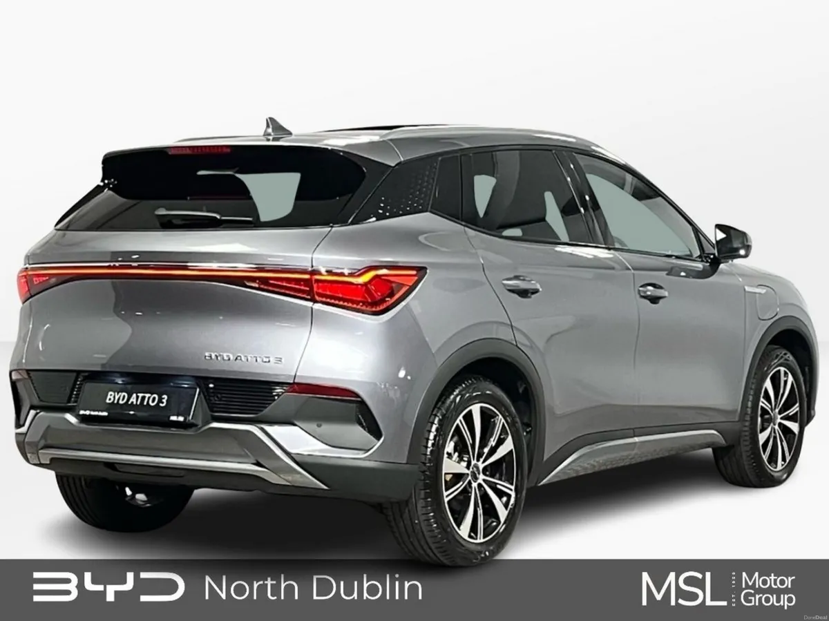 BYD ATTO 3 Comfort 60kWh 204PS - Reversing Camera - Image 3