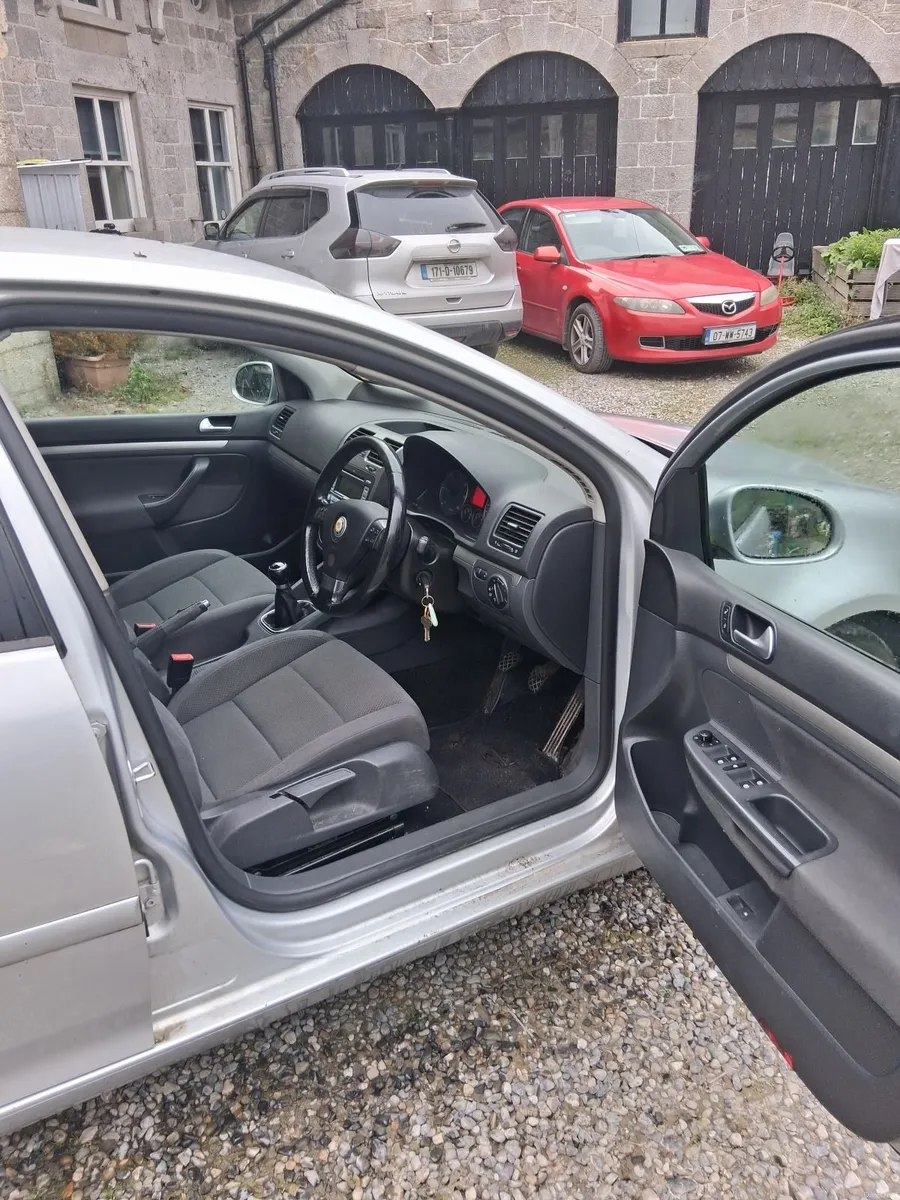 Volkswagen Golf 2008 - Image 2