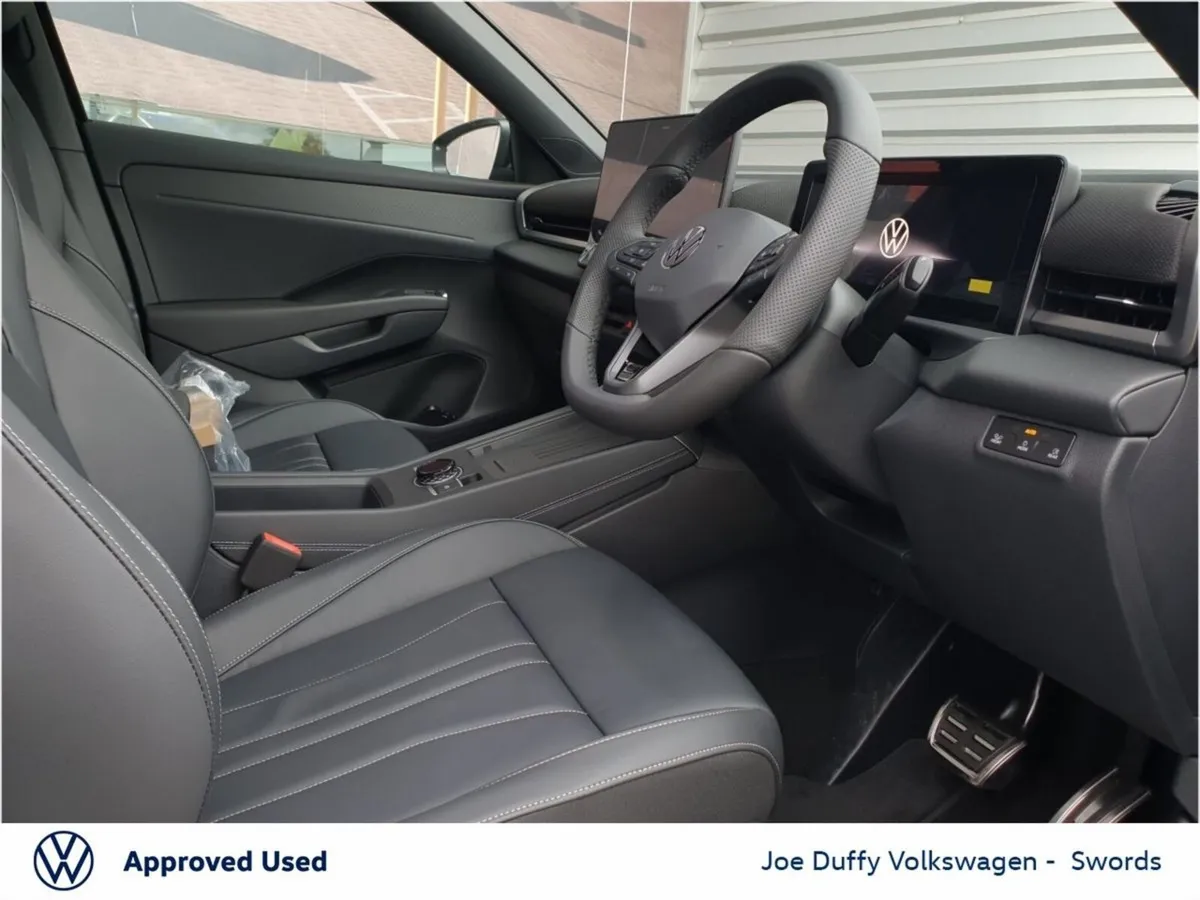 Volkswagen T-Roc T-Roc R-Line 1.5TSI 150HP MHEV NE - Image 6