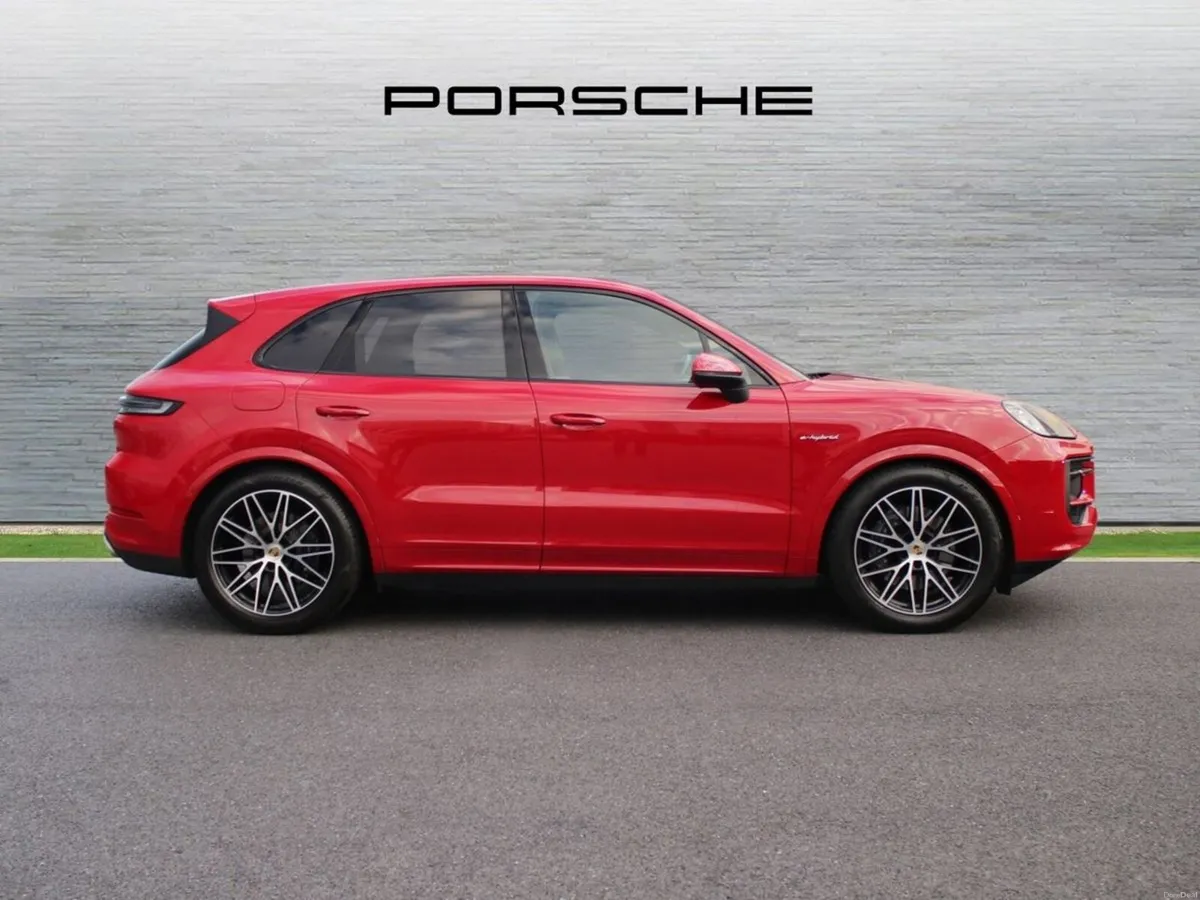 Porsche Cayenne E-Hybrid - Image 4