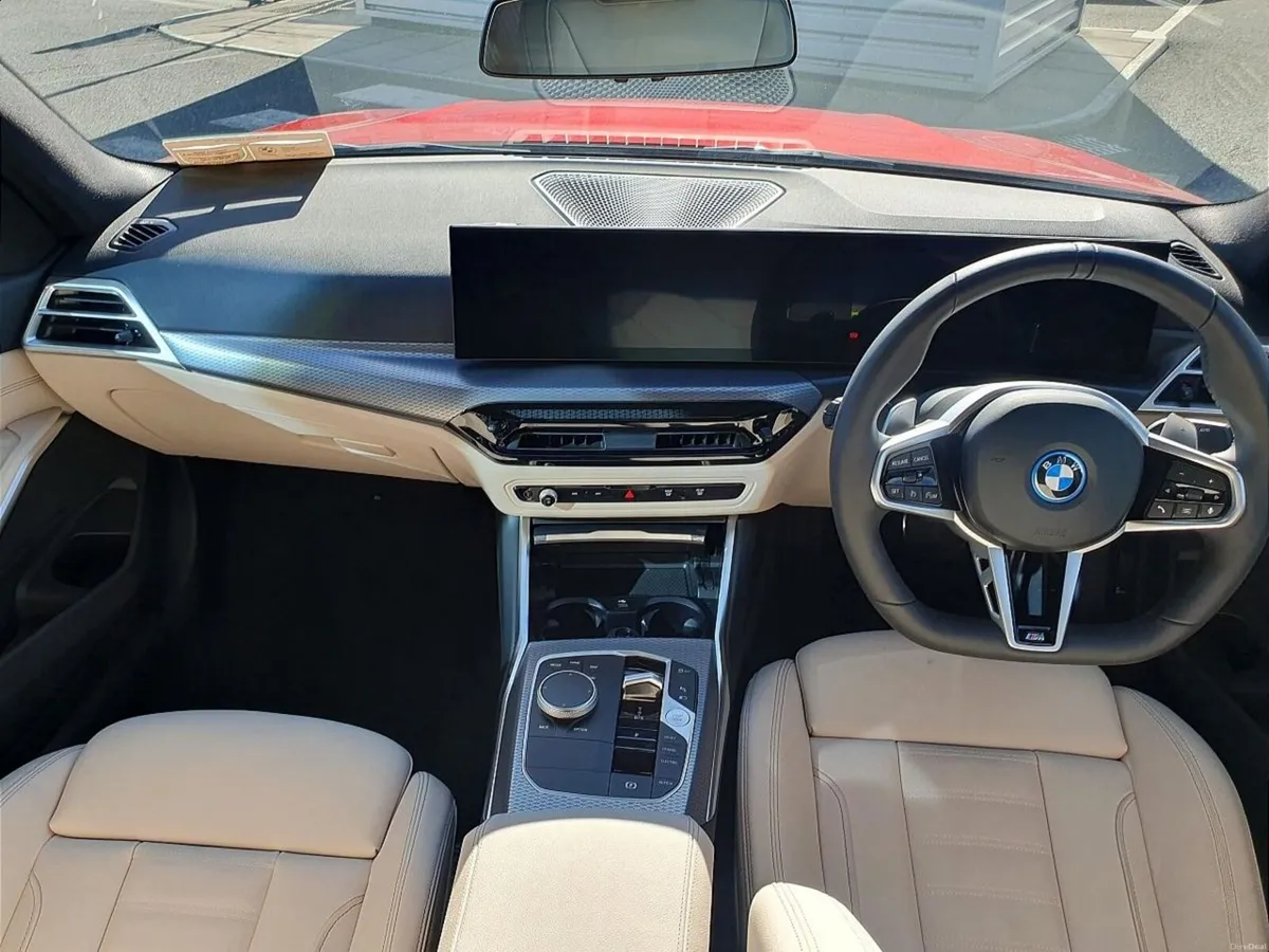 BMW 3-Series 330e M Sport Saloon - Image 4