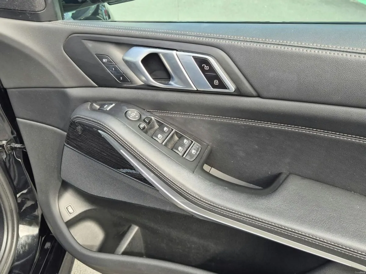 BMW X5 xDrive50e M Sport - Image 6
