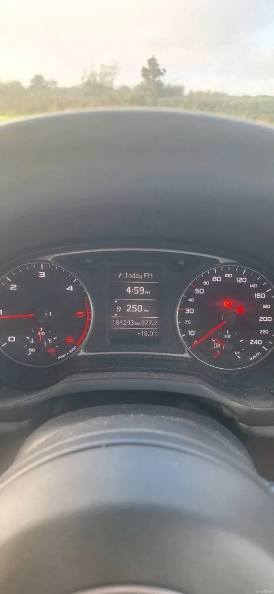 Car - Image 5