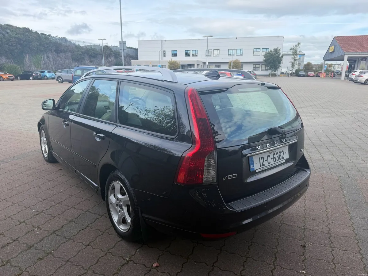 2012 VOLVO V50 NEW NCT 8-27 MINT !! - Image 3