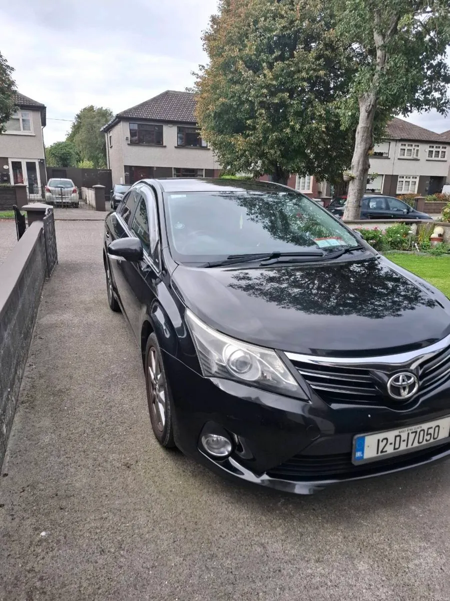 Toyota avensis 2lt diesel - Image 3