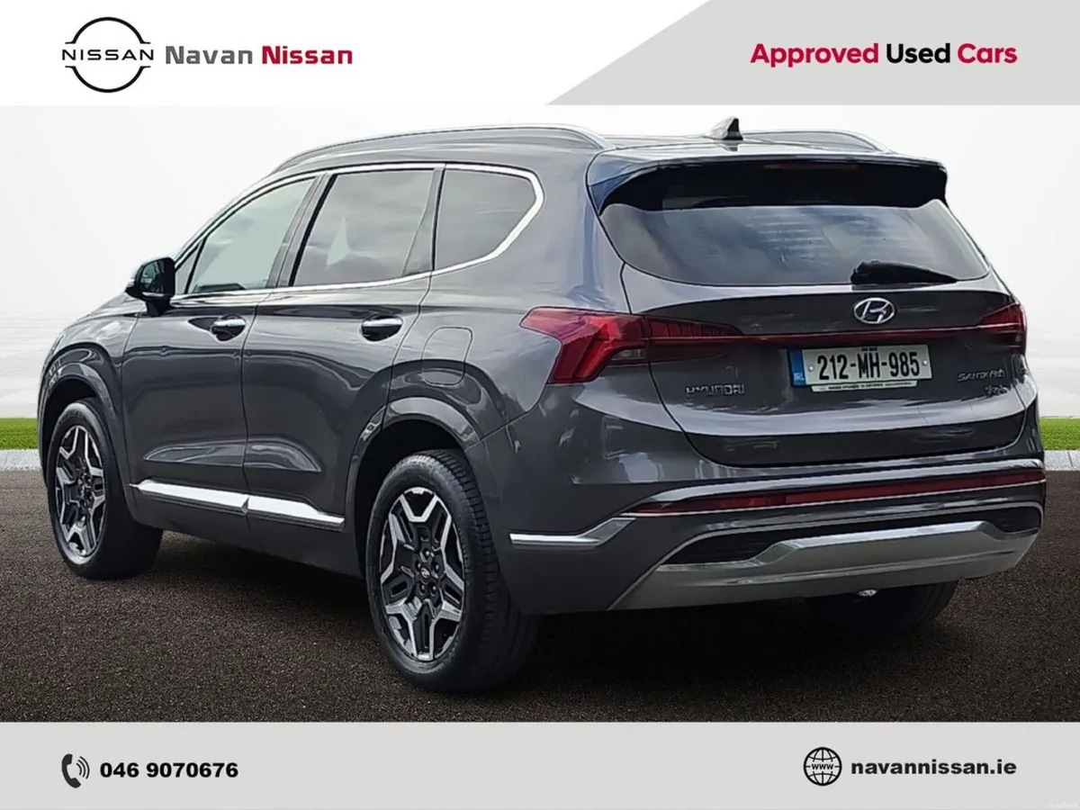 Hyundai Santa Fe 1.6 PHEV 4WD Executive Plus Auto - Image 6