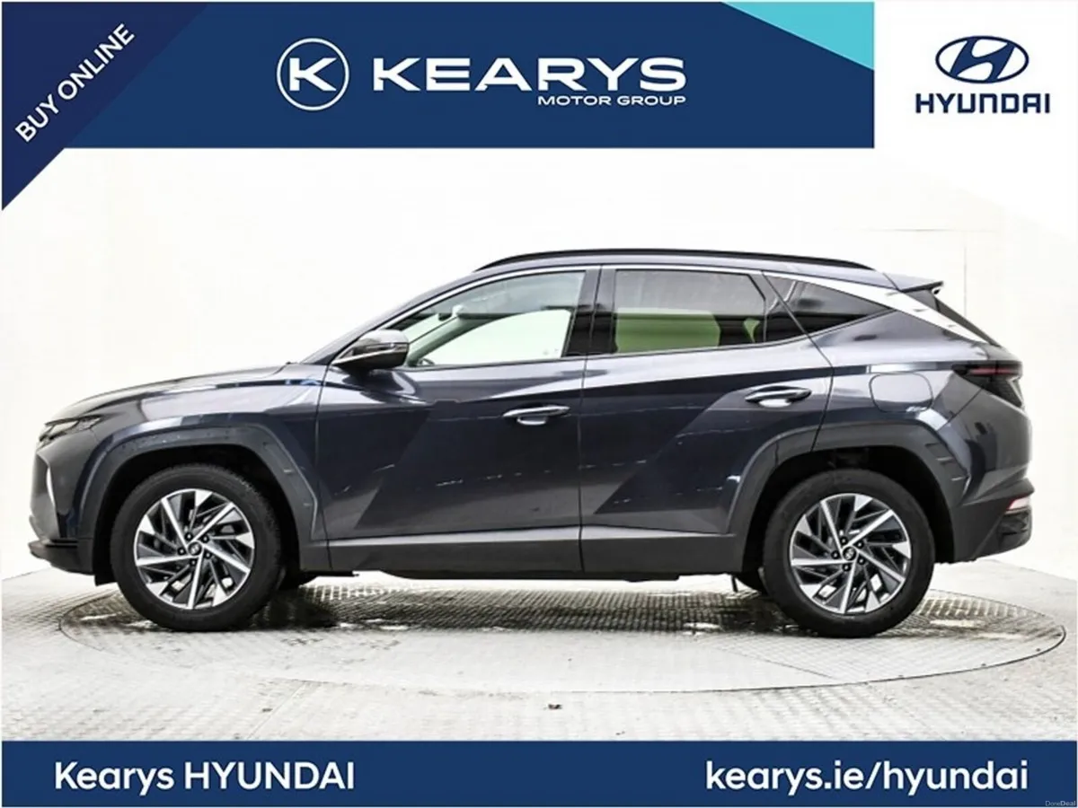 Hyundai Tucson 2WD Executive Plus - Image 3