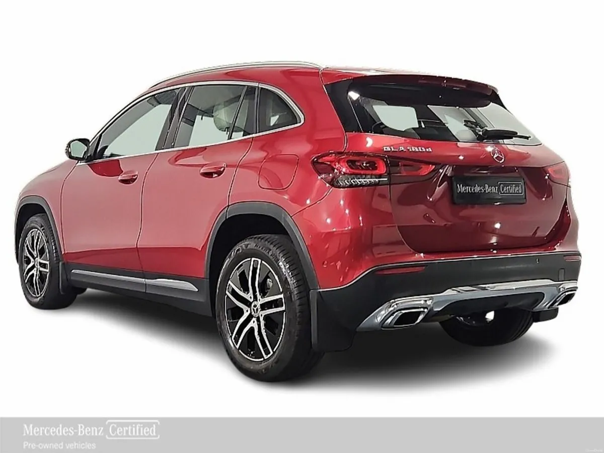 Mercedes-Benz GLA 180D Progressive - Image 3
