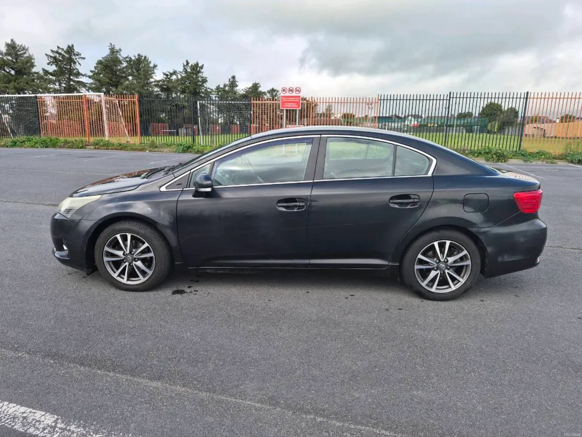 Toyota avensis 2.0 d4d icon tax and test - Image 5